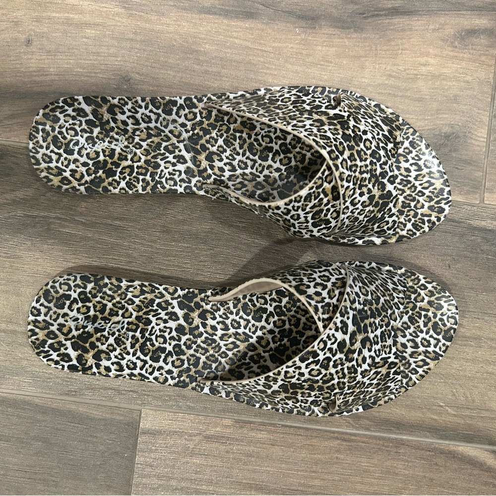 Talia, Newport Beach pool sandals gently worn